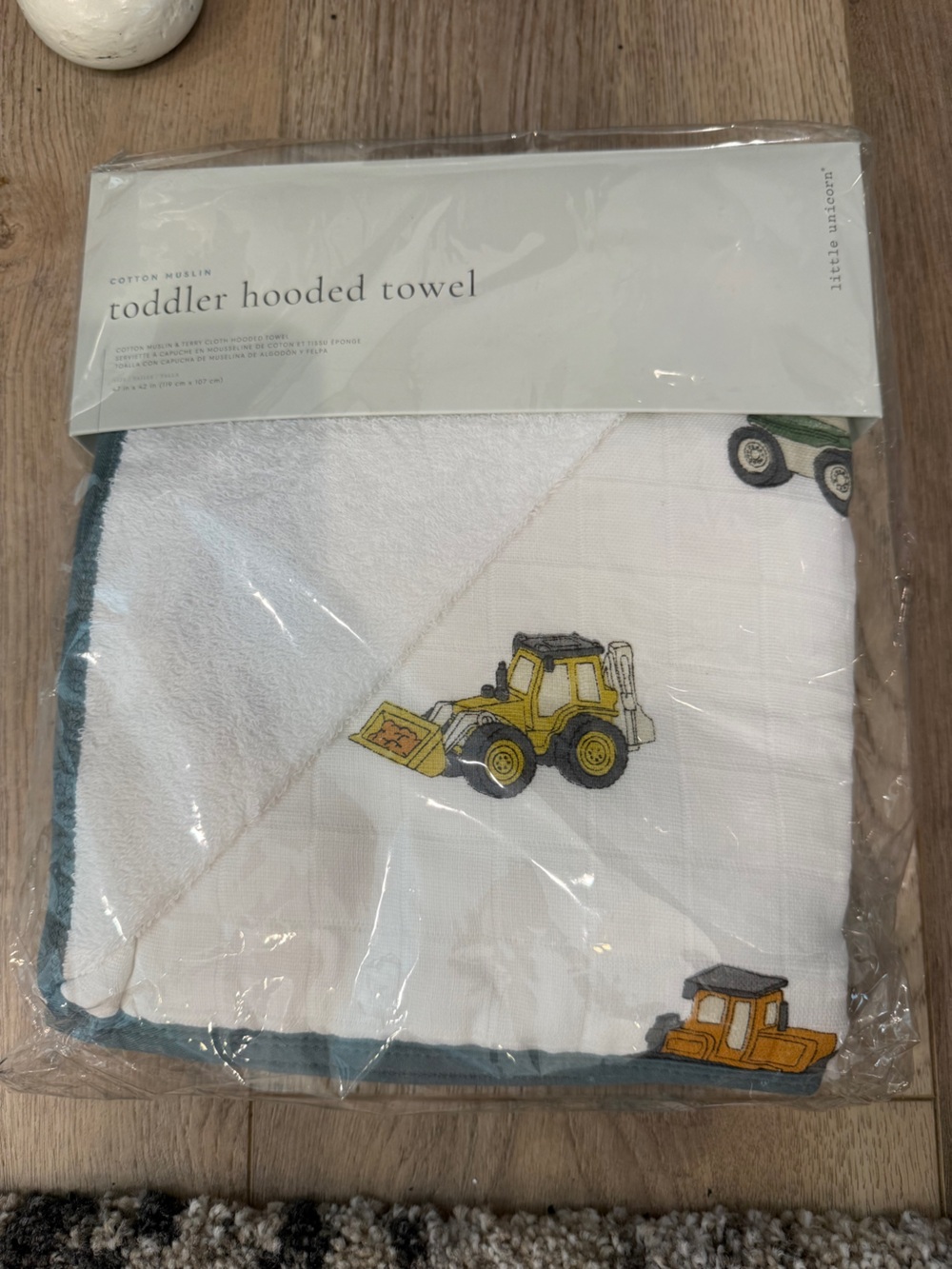 LITTLE UNICORN : Toddler Hooded Towel : BRAND NEW